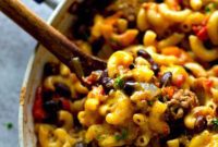 Lean Skillet Beef Chili Mac n Cheese