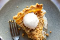 Classic Dutch Apple Pie Perfection