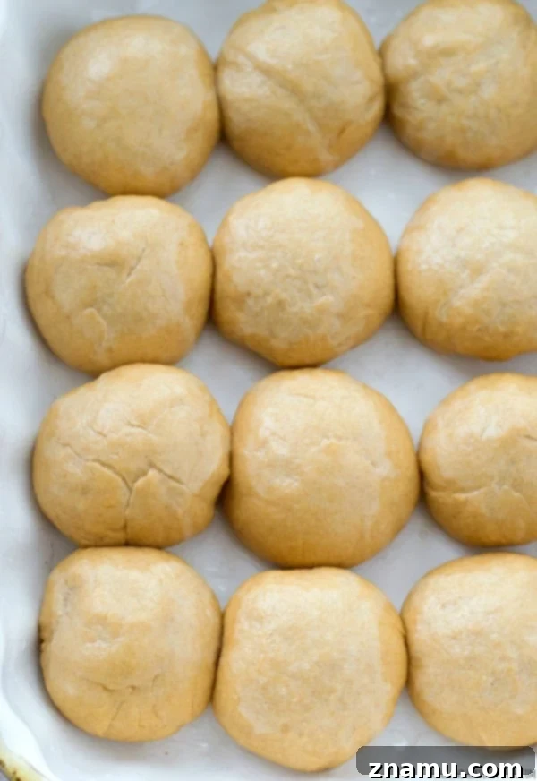Copycat Kings Hawaiian Rolls 4 Discover the secret to perfect King's Hawaiian Bread Rolls at home – a tender crumb, golden honey glaze, and the unmistakable sweetness from pineapple juice. These rolls are simple to prepare and offer fantastic make-ahead possibilities.