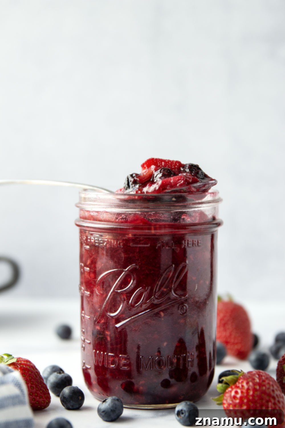 Tangy Rhubarb Berry Compote 6 Sweet, tangy and loaded with a triple dose of berries and lots of fresh rhubarb, this summery rhubarb berry sauce is amazing over pancakes, waffles, oatmeal, and even ice cream!