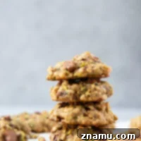 Wholesome Zucchini Breakfast Cookies 8 Delicious Zucchini Breakfast Cookies recipe, packed with oats and chocolate.