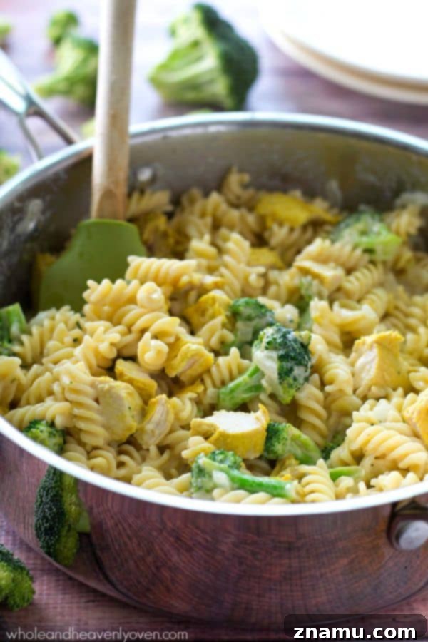 Creamy Skillet Chicken Broccoli Mac 6 Dinner's on the table in only 30 minutes in one pan when you make this extra-comforting broccoli and chicken-loaded mac 'n' cheese.---Destined to become a weeknight regular! @WholeHeavenly