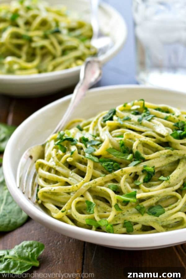 Guilt-Free Creamy Spinach Fettuccine Alfredo 2 Lighter Creamy Spinach Fettuccine Alfredo: A healthy twist on a classic, featuring a vibrant, super-creamy spinach alfredo sauce for a delicious dinner under 300 calories.