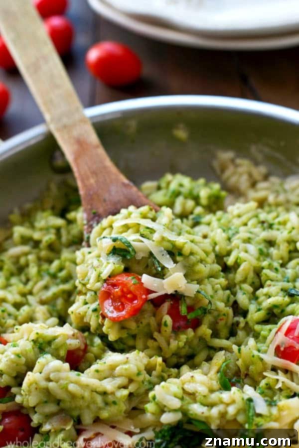 Creamy Pesto Risotto with Bursting Cherry Tomatoes 4 Extra-creamy and extra-flavorful classic risotto packed with lots of pesto and juicy cherry tomatoes!