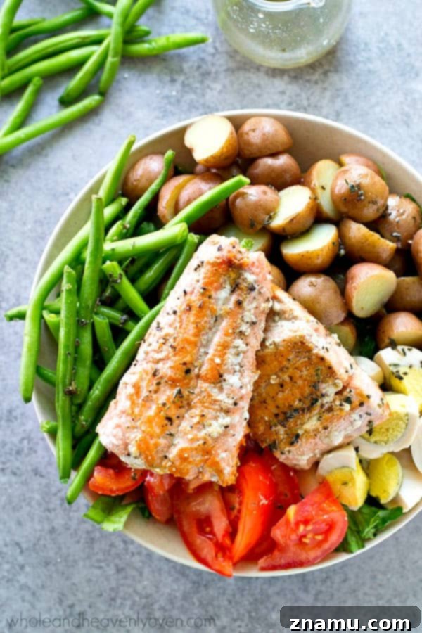 Seared Salmon Nicoise Salad with perfectly cooked salmon, tender potatoes, and fresh green beans