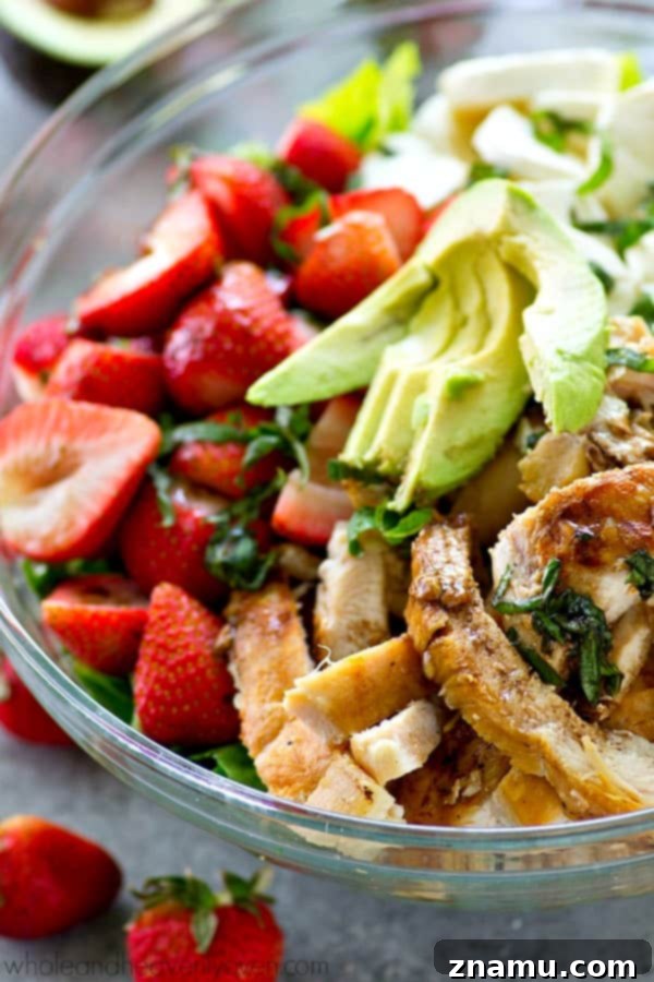 Grilled Chicken Caprese with Strawberry Balsamic Twist 3 Juicy balsamic-grilled chicken and lots of fresh strawberries and creamy mozzarella cheese make for the ULTIMATE twist on caprese salad!
