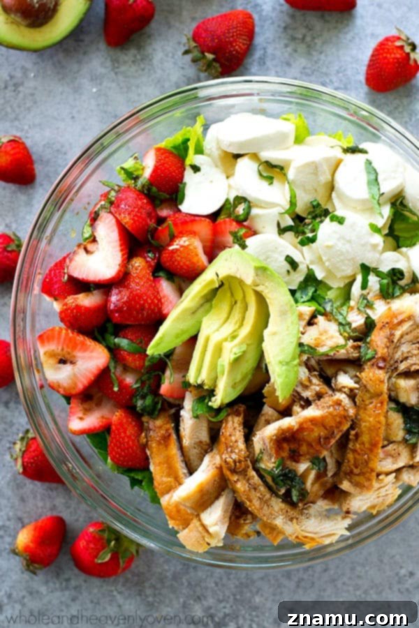 Grilled Chicken Caprese with Strawberry Balsamic Twist 4 Juicy balsamic-grilled chicken and lots of fresh strawberries and creamy mozzarella cheese make for the ULTIMATE twist on caprese salad!