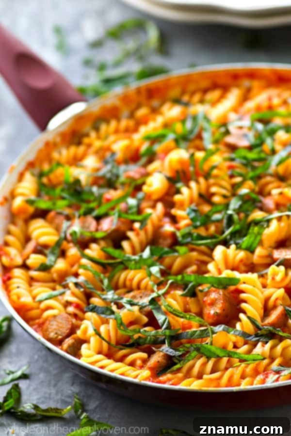 One-Pan Roasted Red Pepper Sausage Mac & Cheese 2 Creamy Skillet Mac and Cheese with Roasted Red Pepper and Sausage