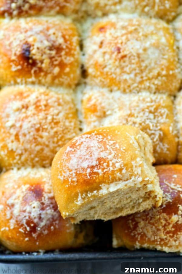 Golden Garlic Parmesan Potato Buns 3 Fluffy mashed potatoes and lots of flavorful roasted garlic and Parmesan cheese give these pretty dinner rolls the most unmatchable fluffy texture and incredible flavor!