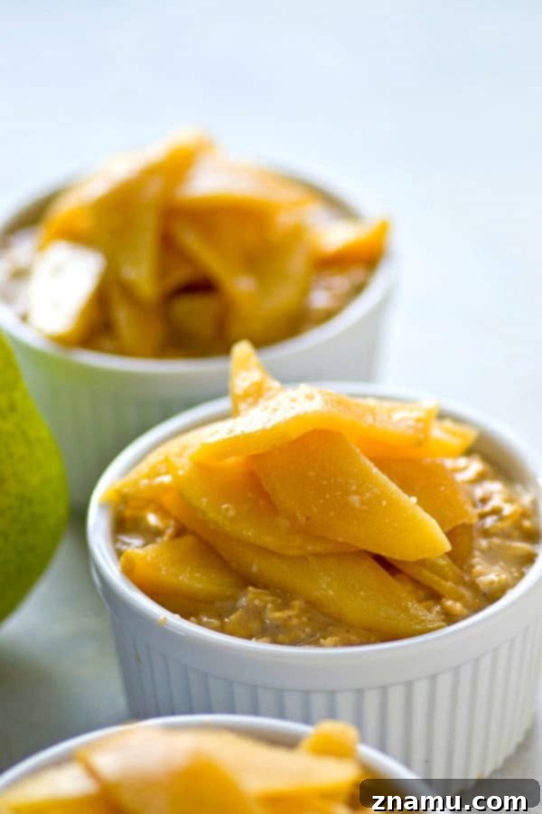 Gingerbread Spiced Overnight Oats with Caramelized Pears 3 Creamy gingerbread overnight oats are piled high with soft caramelized pears and you'll never want your overnight oats any other way again this winter!
