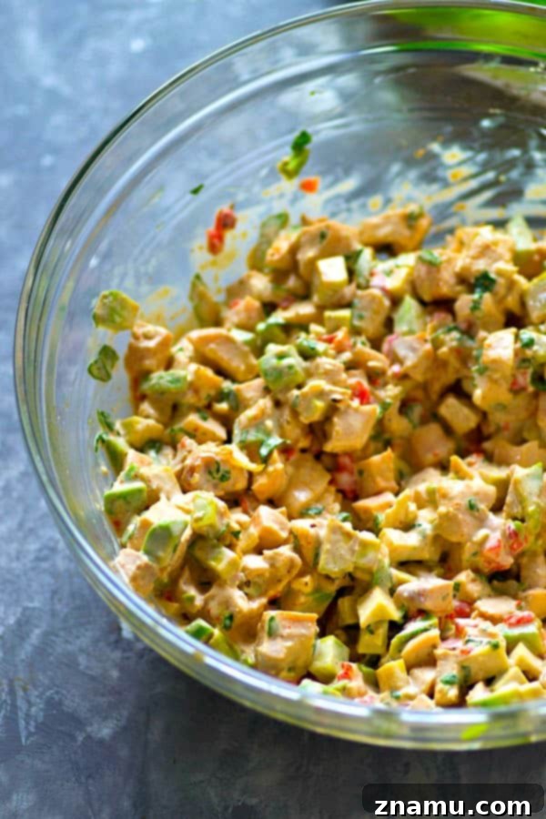 Zesty Chipotle Avocado Chicken Boats 4 Zingy chipotle and lime are the perfect flavor duo in these flavor-packed chicken avocado lettuce wraps! PERFECT for a make-ahead and low-calorie lunch option!