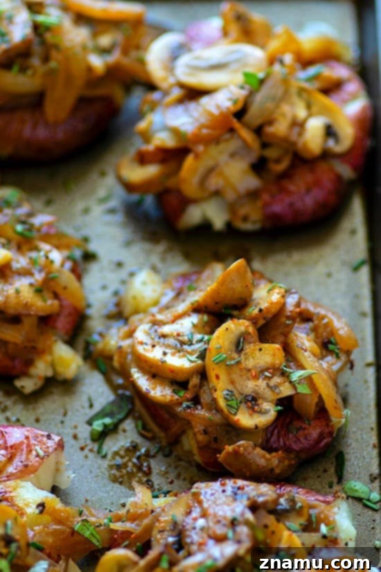 Crispy Smashed Potatoes with Balsamic Caramelized Onion & Mushroom 4 Delicious Balsamic Caramelized Onion Mushroom Sauce on Crispy Potatoes