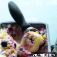 Effortless Lemon Blueberry Shortbread Frozen Yogurt 7 Swirls of fresh blueberry sauce, lemon curd, and shortbread cookie crumbs are an incredible trio of flavors in this no churn blueberry frozen yogurt!