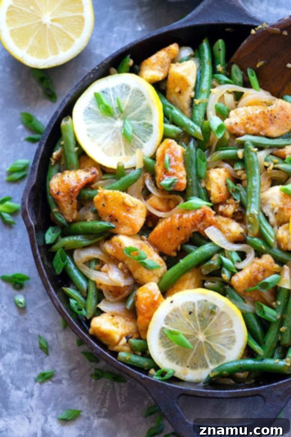 Honey Lemon Chicken Stir Fry with Green Beans 3 Bright and flavorful lemon chicken stir fry is dressed up with a zingy honey lemon sauce and tons of tender green beans for a quick and healthy weeknight dinner!