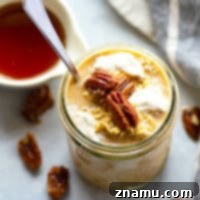 Sweet maple syrup, creamy pumpkin, and a luscious swirl of cheesecake take these pumpkin overnight oats over the top! Only TEN minutes of prep time the night before.
