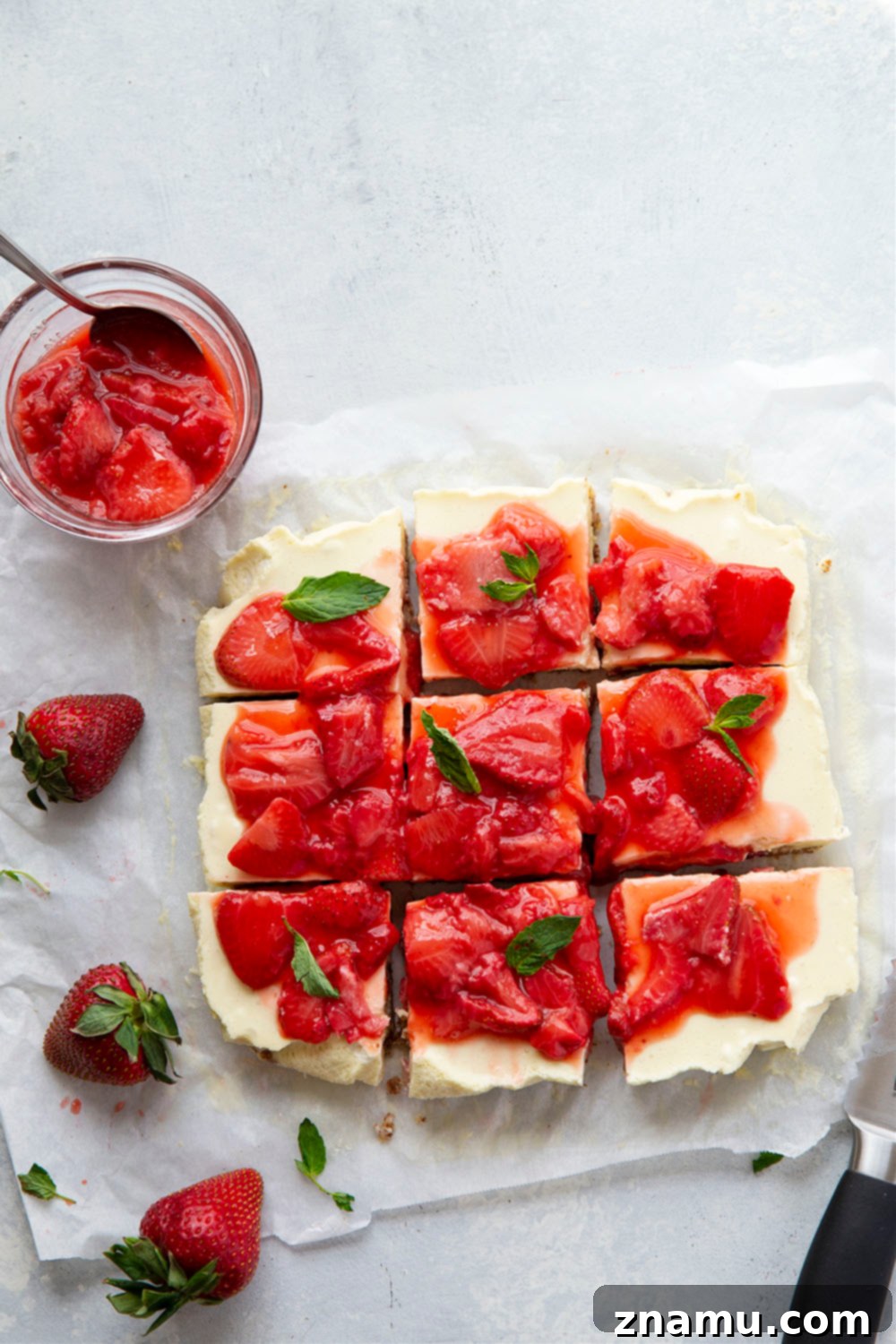 Dreamy White Chocolate Strawberry Mousse Bars 6 Rich white chocolate and juicy strawberries are the perfect combo in these silky white chocolate strawberry mousse bars. - easy to make ahead of time for a gathering and gluten-free!