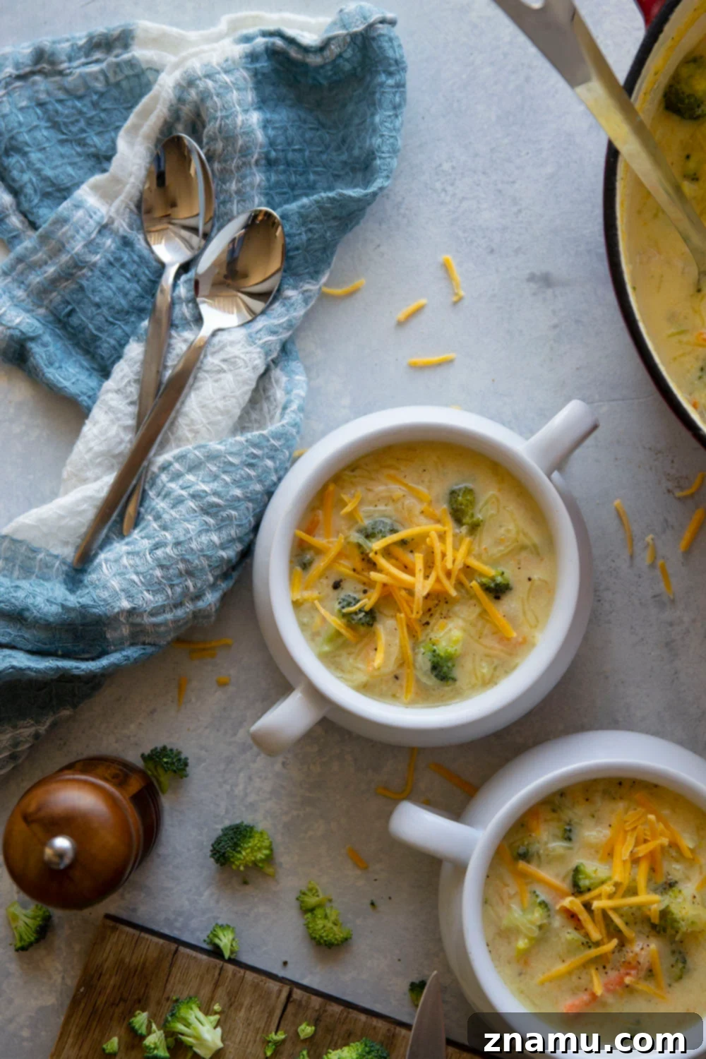 Cheesy Broccoli Spaghetti Squash Soup 4 Broccoli cheddar spaghetti squash soup is a twist on the popular Panera version! Perfectly creamy, rich, and loaded with tender broccoli and spaghetti squash.