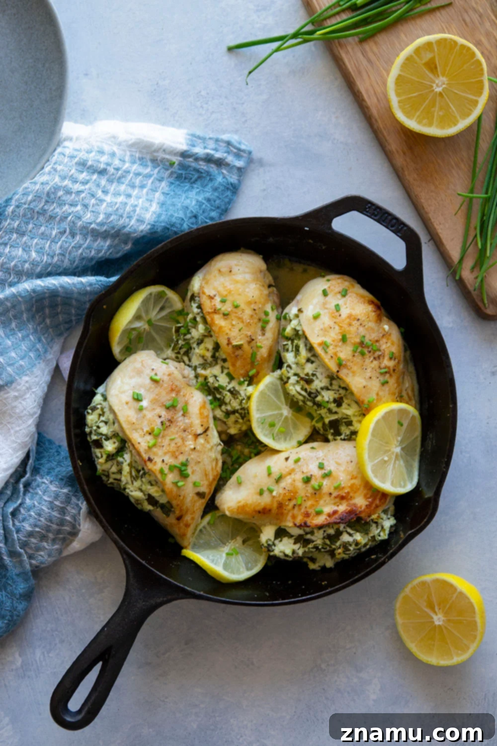 Golden Chicken Stuffed with Spinach, Goat Cheese, and a Bright Lemon Sauce 3 Delicious and easy, this one-pan spinach goat cheese stuffed chicken is a flavorful weeknight meal featuring a zesty lemon garlic sauce.