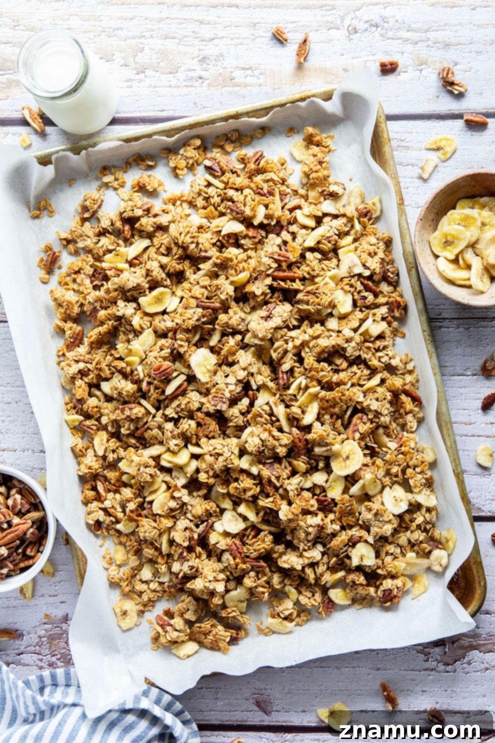 Wholesome Banana Pecan Granola 4 Perfectly crunchy homemade banana pecan granola with the delicious combination of sweet bananas and crunchy pecans - you'll never buy store-bought granola again!