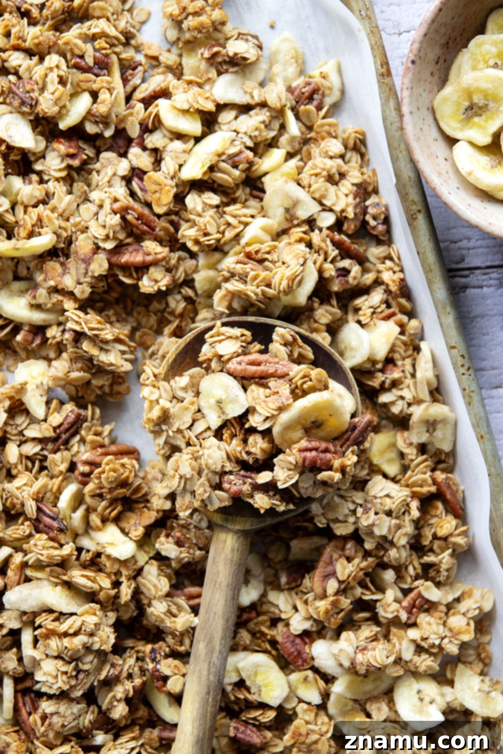 Wholesome Banana Pecan Granola 6 Perfectly crunchy homemade banana pecan granola with the delicious combination of sweet bananas and crunchy pecans - you'll never buy store-bought granola again!