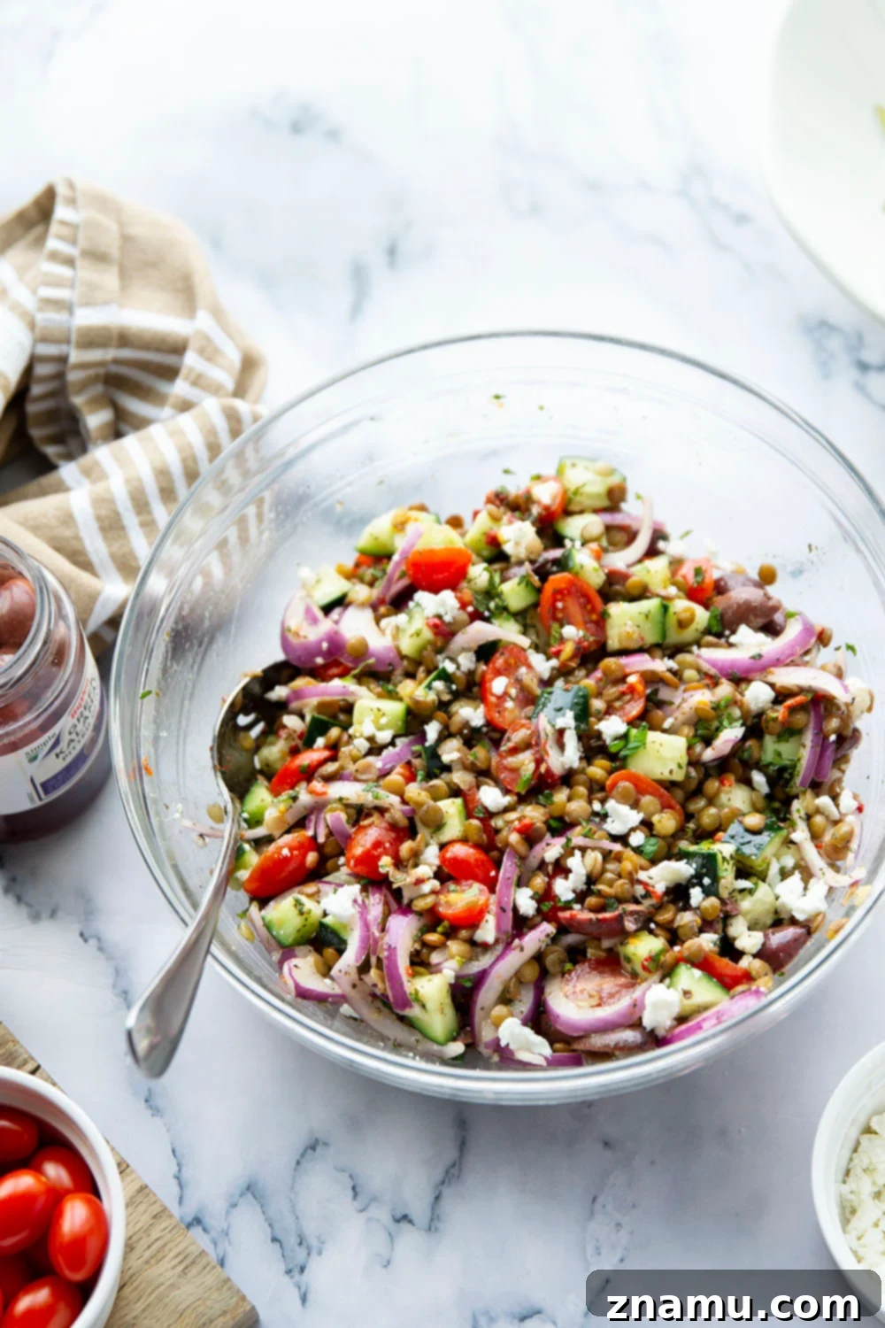 Vibrant Mediterranean Lentil Salad 6 Packed with fresh Mediterranean ingredients, tender lentils, and a flavorful citrus dressing, this Mediterranean lentil salad is quick to throw together and sure to be a lunch favorite!