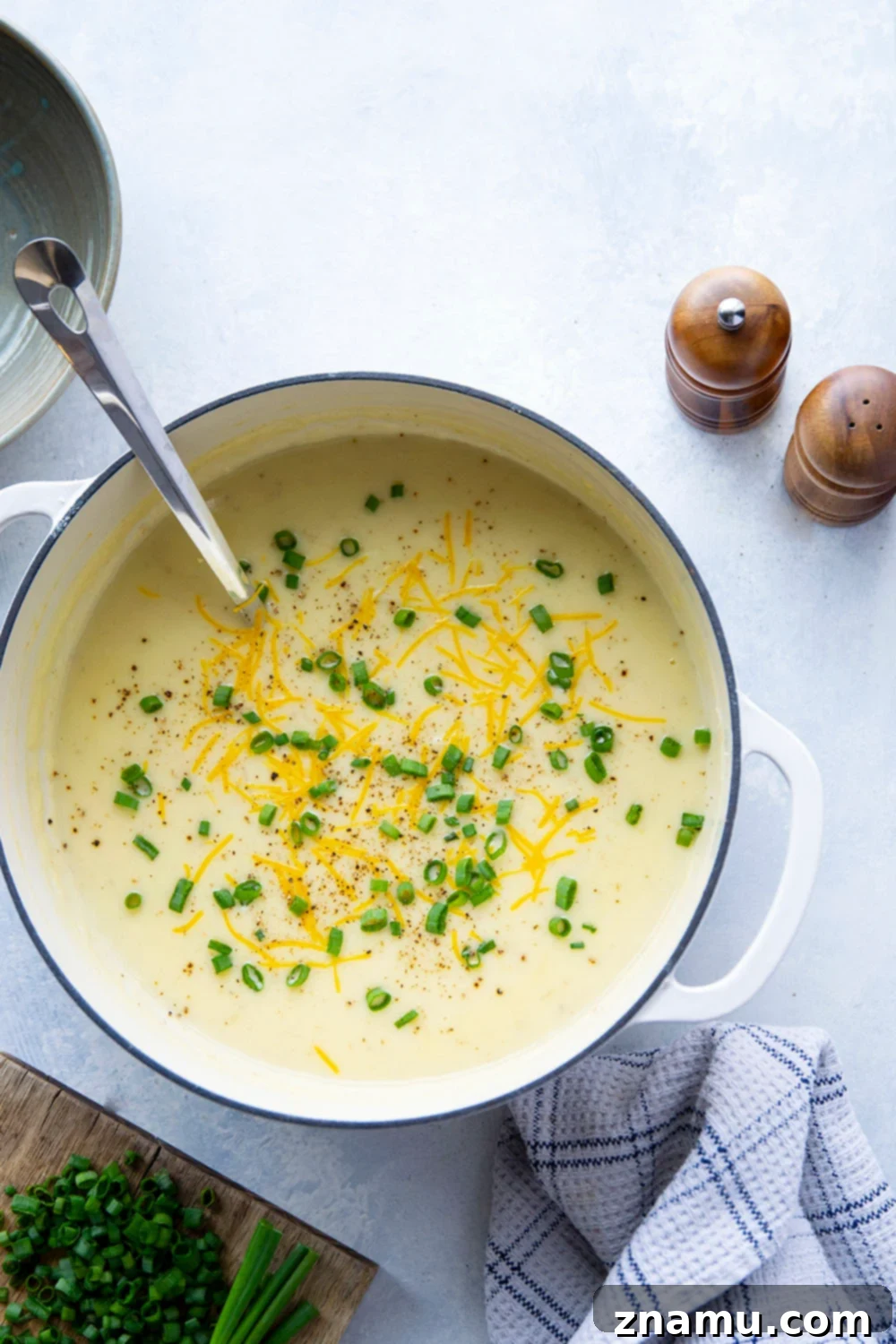 Golden Cauliflower Potato Cheese Velouté 2 Incredibly creamy and cheesy, this cauliflower potato soup is going to become an instant dinner favorite! Pair it alongside thick slices of your favorite bread for dipping.
