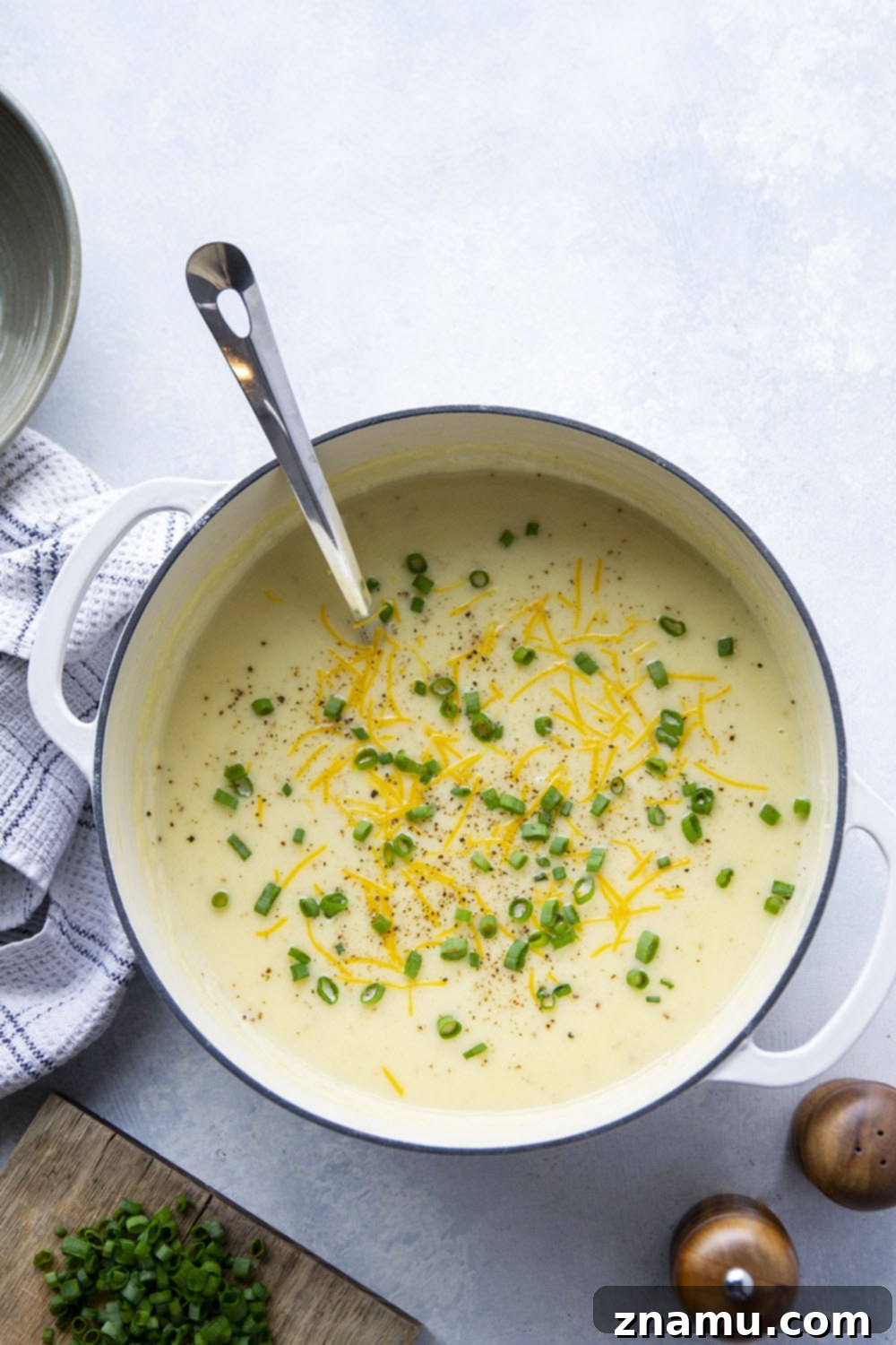 Golden Cauliflower Potato Cheese Velouté 5 Incredibly creamy and cheesy, this cauliflower potato soup is going to become an instant dinner favorite! Pair it alongside thick slices of your favorite bread for dipping.