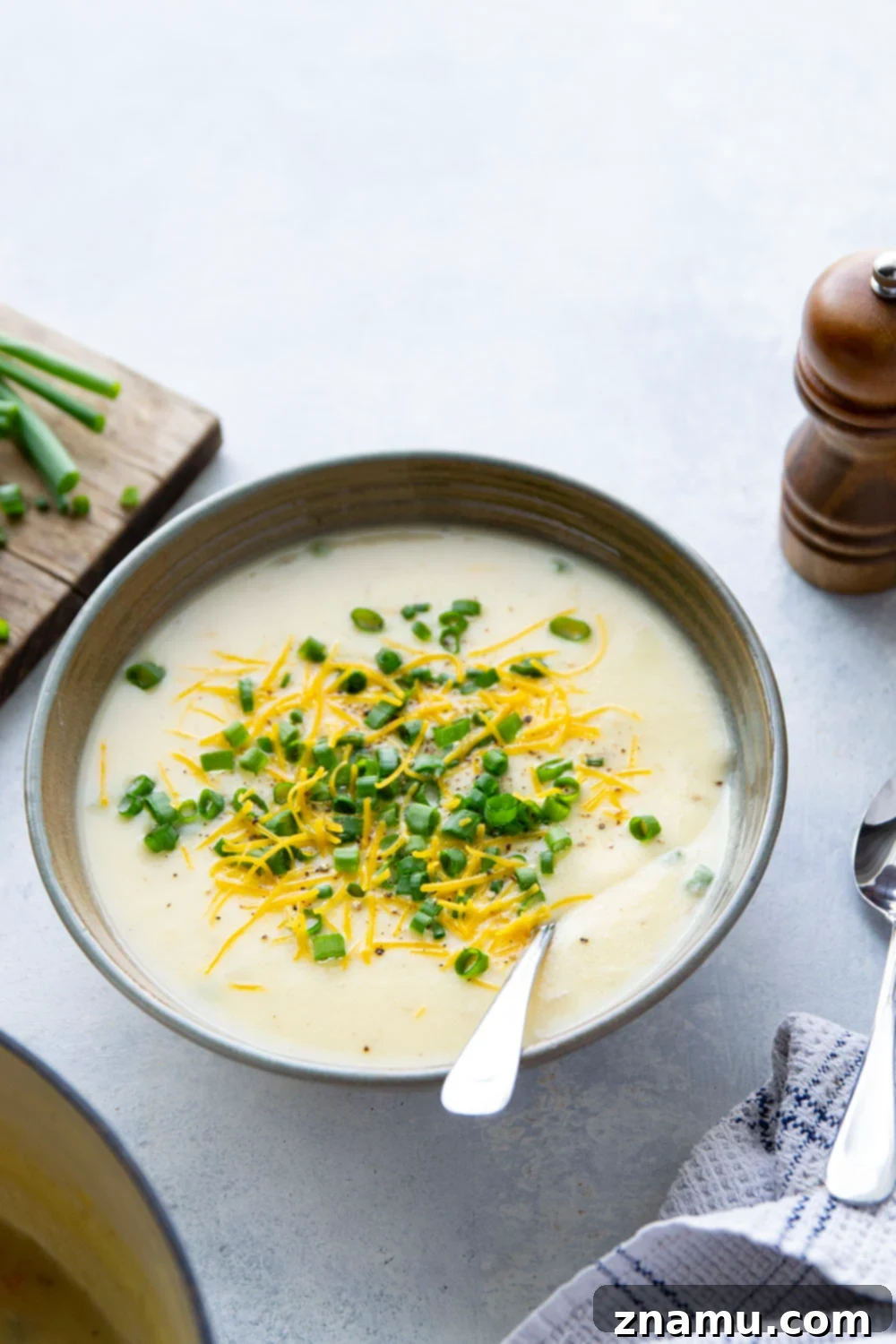 Golden Cauliflower Potato Cheese Velouté 6 Incredibly creamy and cheesy, this cauliflower potato soup is going to become an instant dinner favorite! Pair it alongside thick slices of your favorite bread for dipping.