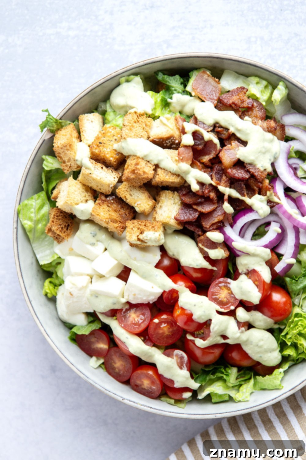 Creamy Avocado Ranch BLT Salad 6 Overhead View of the Creamy BLT Salad with Avocado Ranch