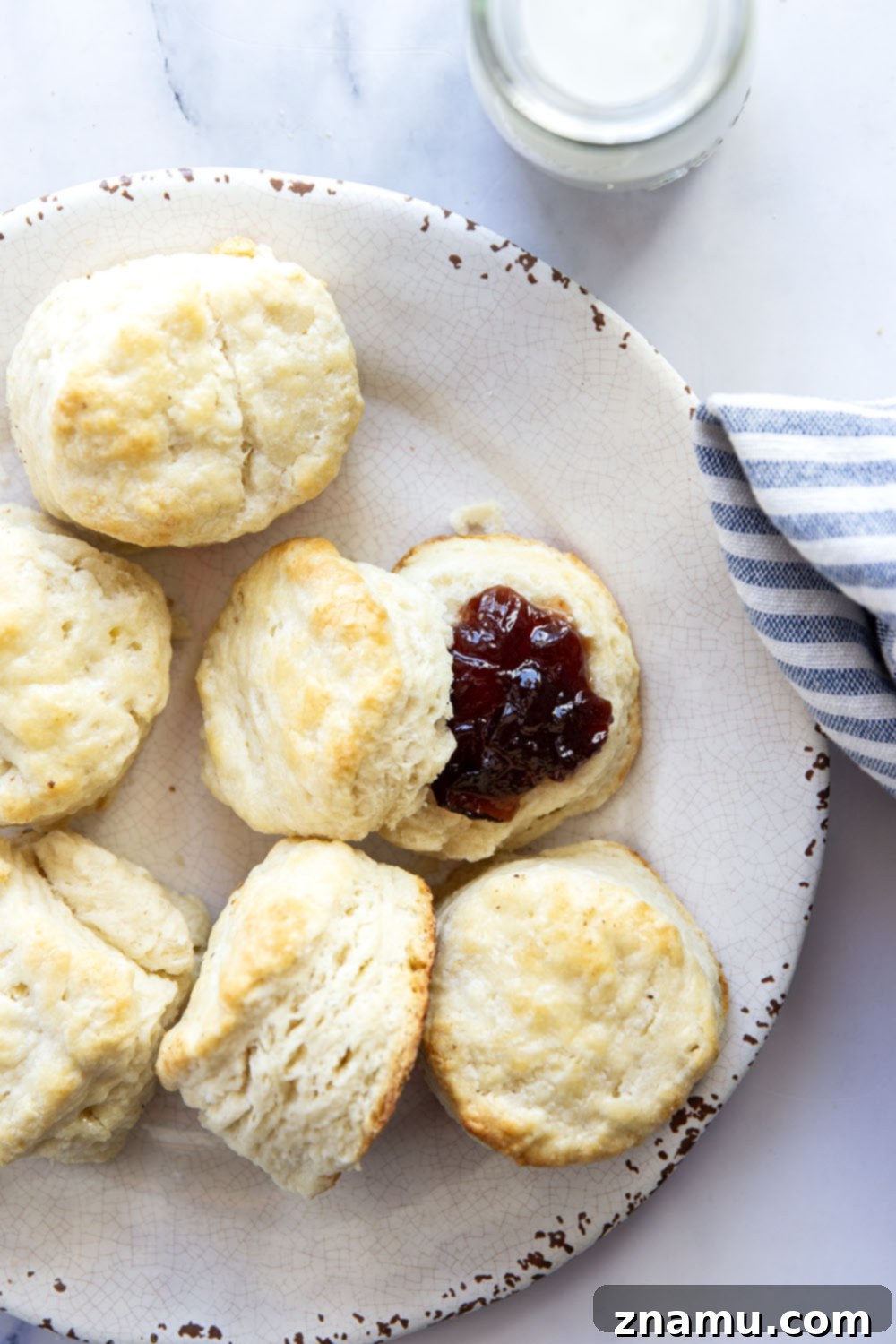 Velvet Southern Buttermilk Biscuits 6 These Southern buttermilk biscuits come together in minutes with only a handful of basic ingredients and feature tons of buttery, flaky layers!