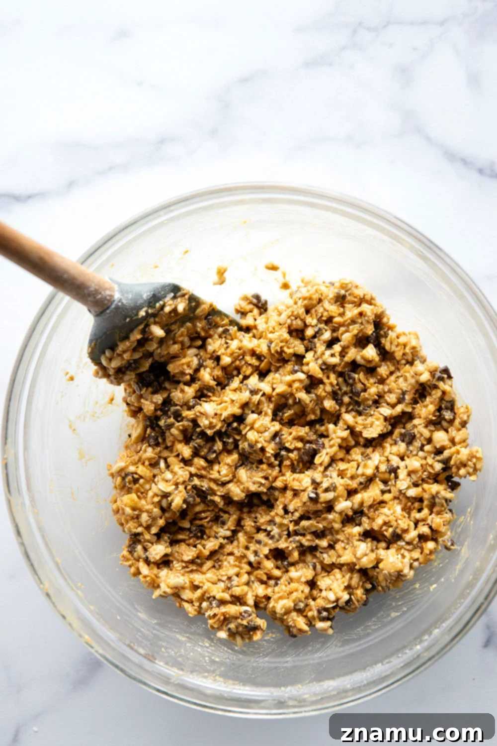 Decadent Peanut Butter Chocolate Granola Bars 3 Soft and chewy peanut butter chocolate granola bars are fast to mix up and make a filling grab-and-go snack or breakfast!