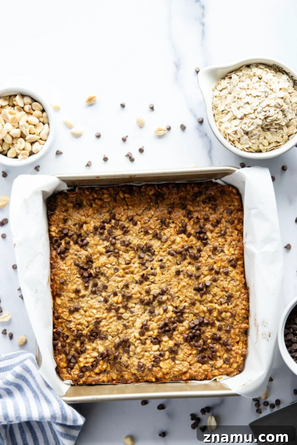 Decadent Peanut Butter Chocolate Granola Bars 4 Soft and chewy peanut butter chocolate granola bars are fast to mix up and make a filling grab-and-go snack or breakfast!