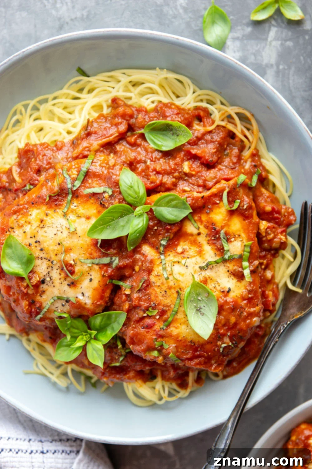 Creamy Fire-Roasted Tomato Chicken 2 Homemade fire roasted tomatoes serve as the base to this flavorful fire roasted tomato chicken that features tender chicken breasts simmered in a creamy scratch-made tomato sauce with lots of fresh basil.