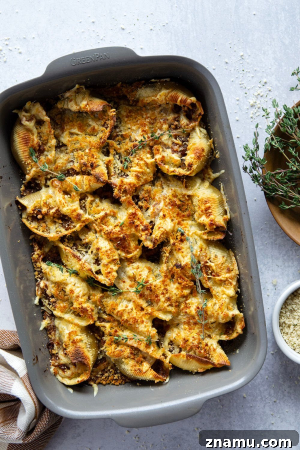 Caramelized Onion Gruyère Stuffed Shells 3 Comforting French Onion Stuffed Shells baked with plenty of cheese and golden panko breadcrumbs.