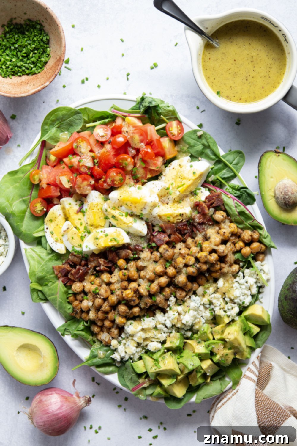 Crunchy Chickpea Cobb Salad with Zesty Shallot Vinaigrette 6 Crispy roasted chickpeas and a flavorful sautéed shallot dressing take this chickpea cobb salad to the next level!