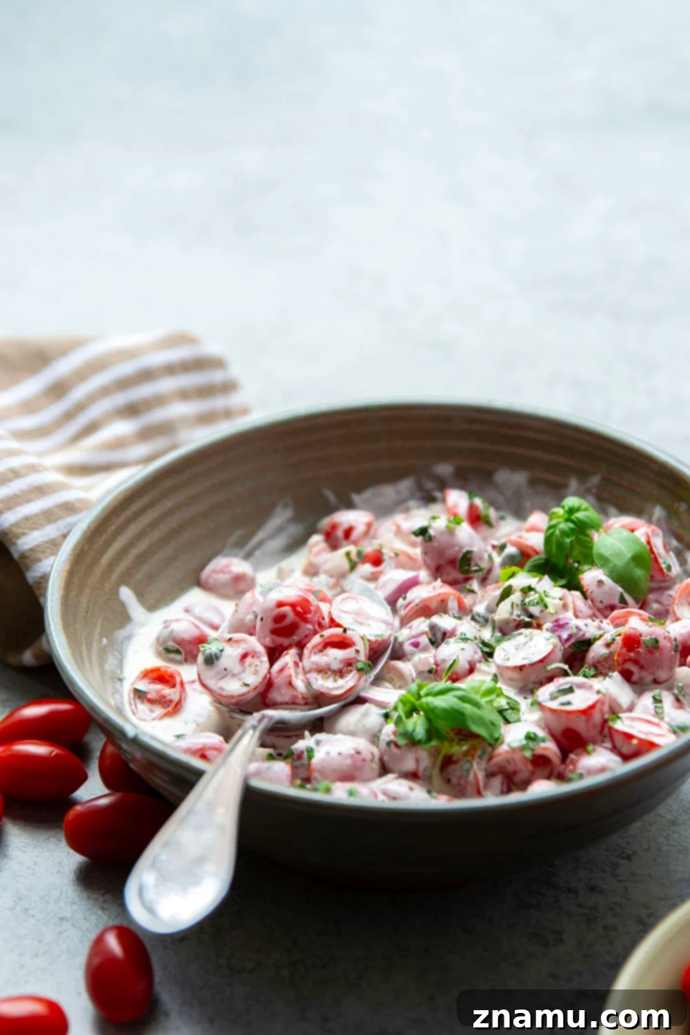 Creamy Ranch Cherry Tomato Delight 4 Sweet cherry tomatoes and fresh herbs collide in this summery cherry tomato salad that's tossed in a creamy homemade buttermilk ranch dressing.