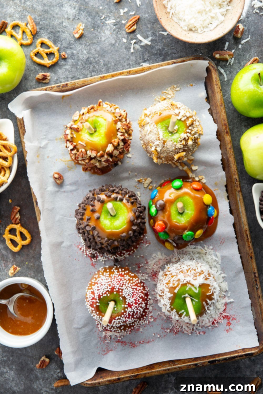 Gourmet Hand-Dipped Caramel Apples 5 Dipped in a rich homemade caramel sauce and coated in a variety of fun toppings, these homemade caramel apples truly are the deluxe version of a fall classic!