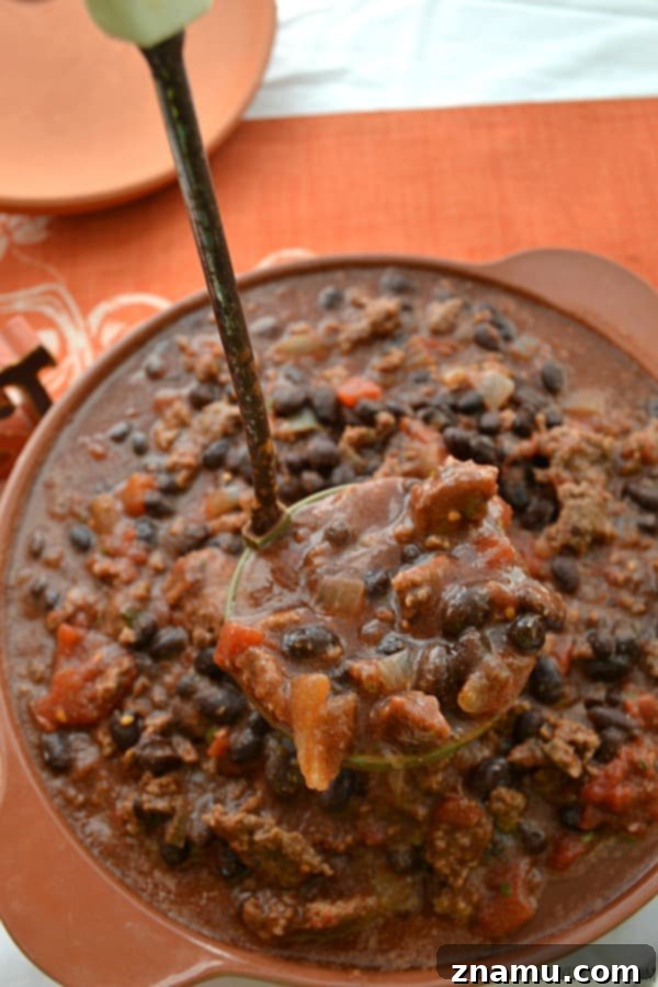 Build Your Perfect Chili Bar 4 How To Make A Chili Bar -- A fun dinner idea for game-day!
