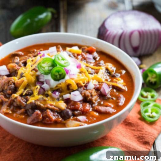 Robust Three-Bean Chili 3 Three-Bean Chili Garnished with Toppings | wholeandheavenlyoven.com
