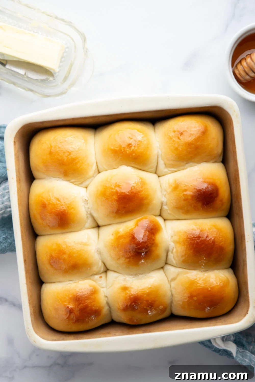 Wake Up & Bake Rolls 4 Perfect for any dinner, these pillow-soft overnight dinner rolls chill overnight in the refrigerator for easy baking the next day and their homemade flavor can't be beat!