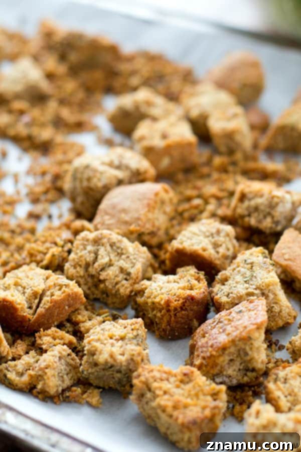 Quick Homemade Garlic-Herb Croutons 3 Learn how to make your own croutons to perk up that lunch salad! Perfectly crisp and crunchy and filled with garlicky-herb flavors. @WholeHeavenly
