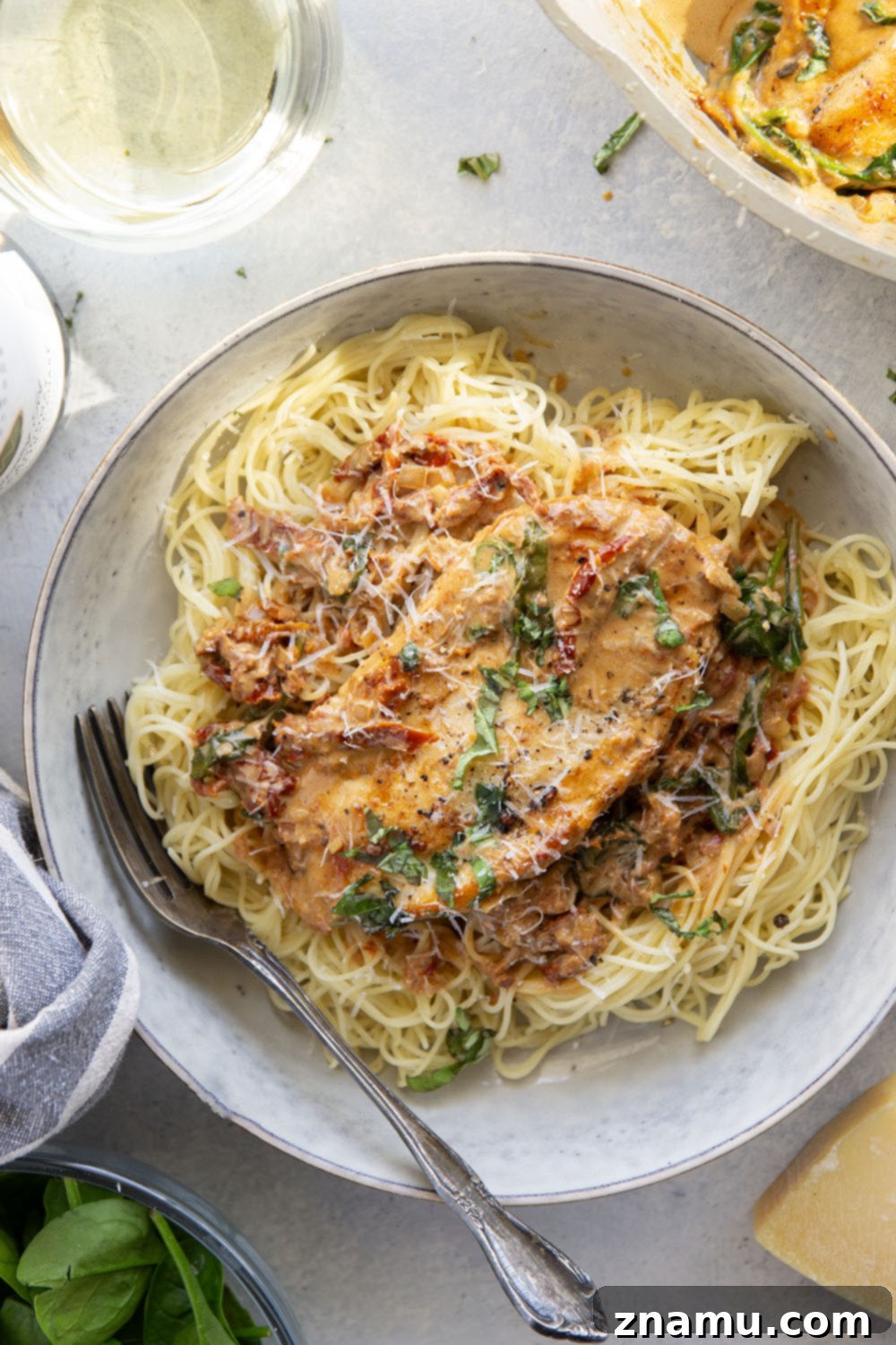 White Wine and Sun-Dried Tomato Chicken 4 Creamy Sun-Dried Tomato Chicken