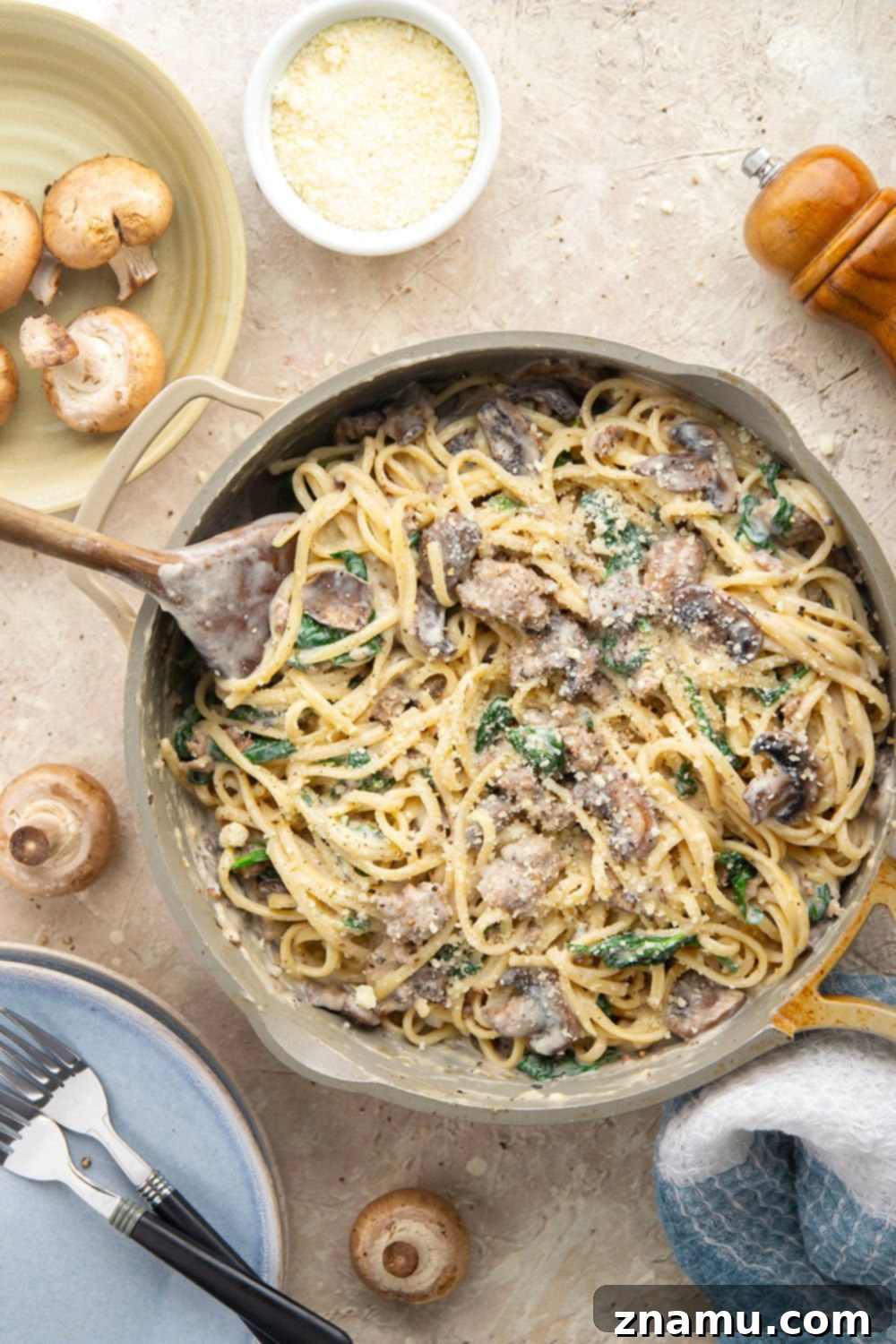 Mushroom & Sausage Fettuccine Alfredo Dream 5 Ingredients for Creamy Mushroom Sausage Fettuccine Alfredo